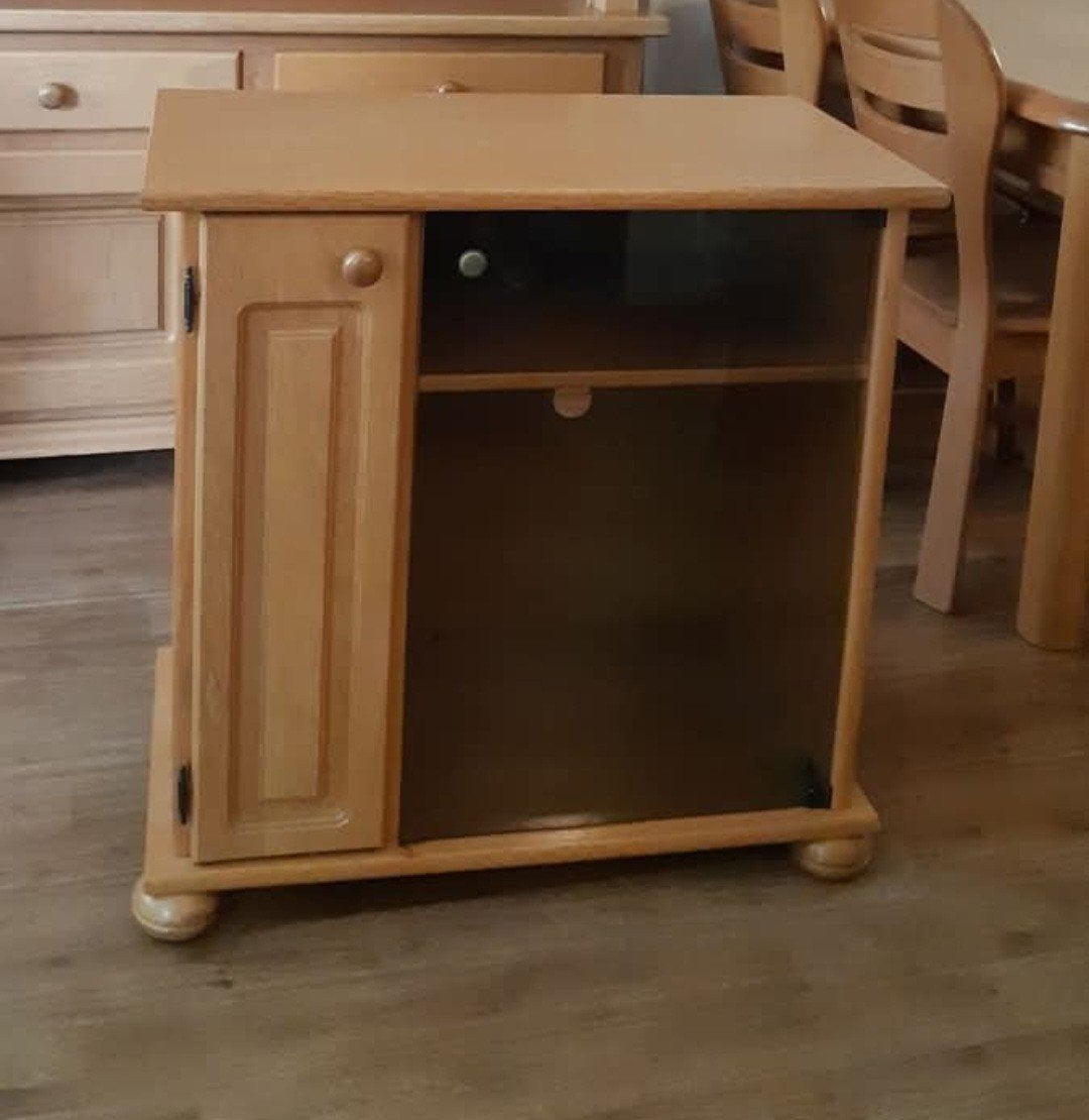 GRATIS (tv)kastje met glazen deur, Ophalen, Gebruikt, 50 tot 100 cm, Minder dan 100 cm