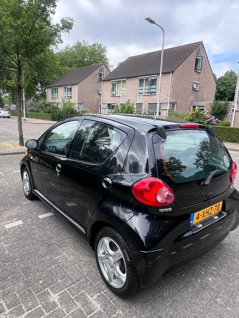 Toyota Aygo 1.0-12V| 5DRS| zwart| 2008|Airco| nieuwe APK|