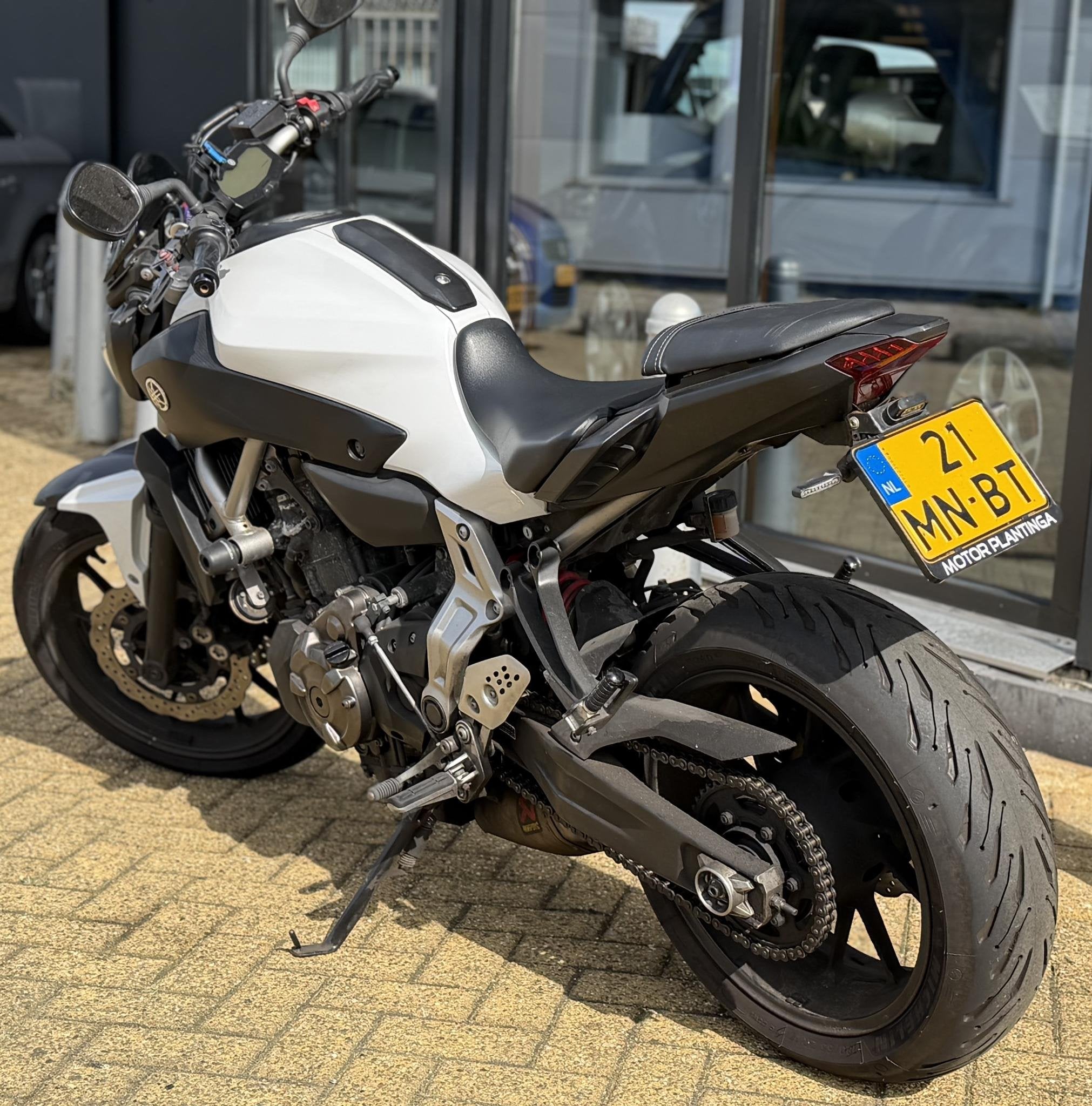 Yamaha MT-07 ABS | NETTE STAAT | Akrapovic | A2 Code 80 Cert, Motoren, Meer dan 35 kW, Toermotor, 689 cc, ABS