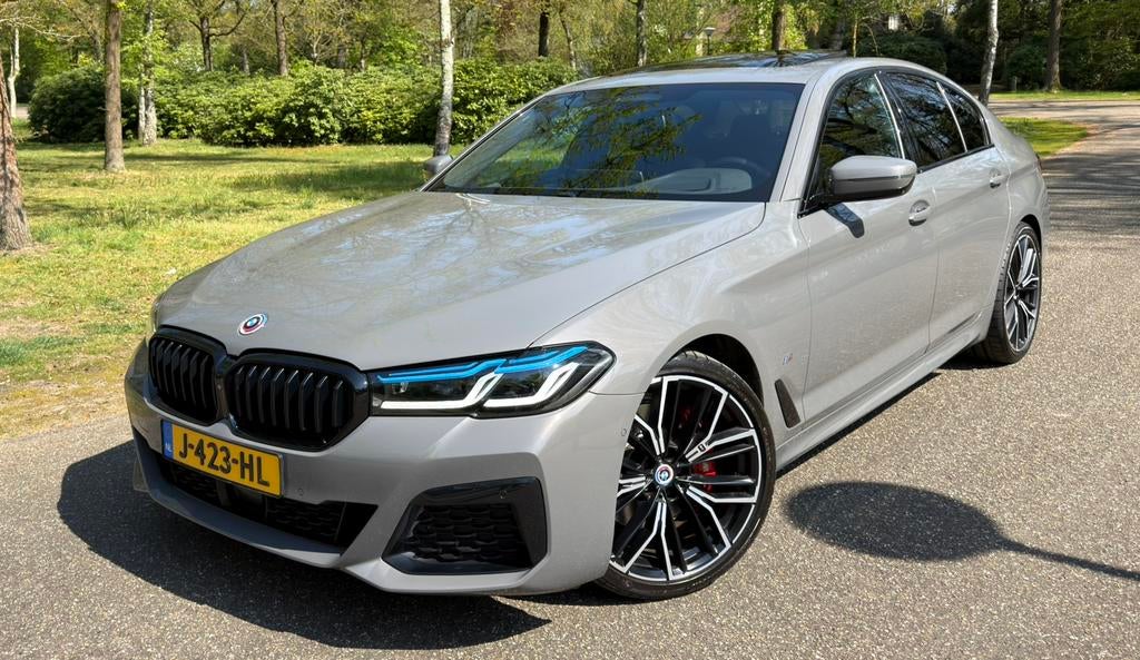BMW 530i LCI M-Sport | Massage | Driving Ass. Pro | Garantie, Auto's, BMW, Automaat, 1998 cc, Achterwielaandrijving, Particulier