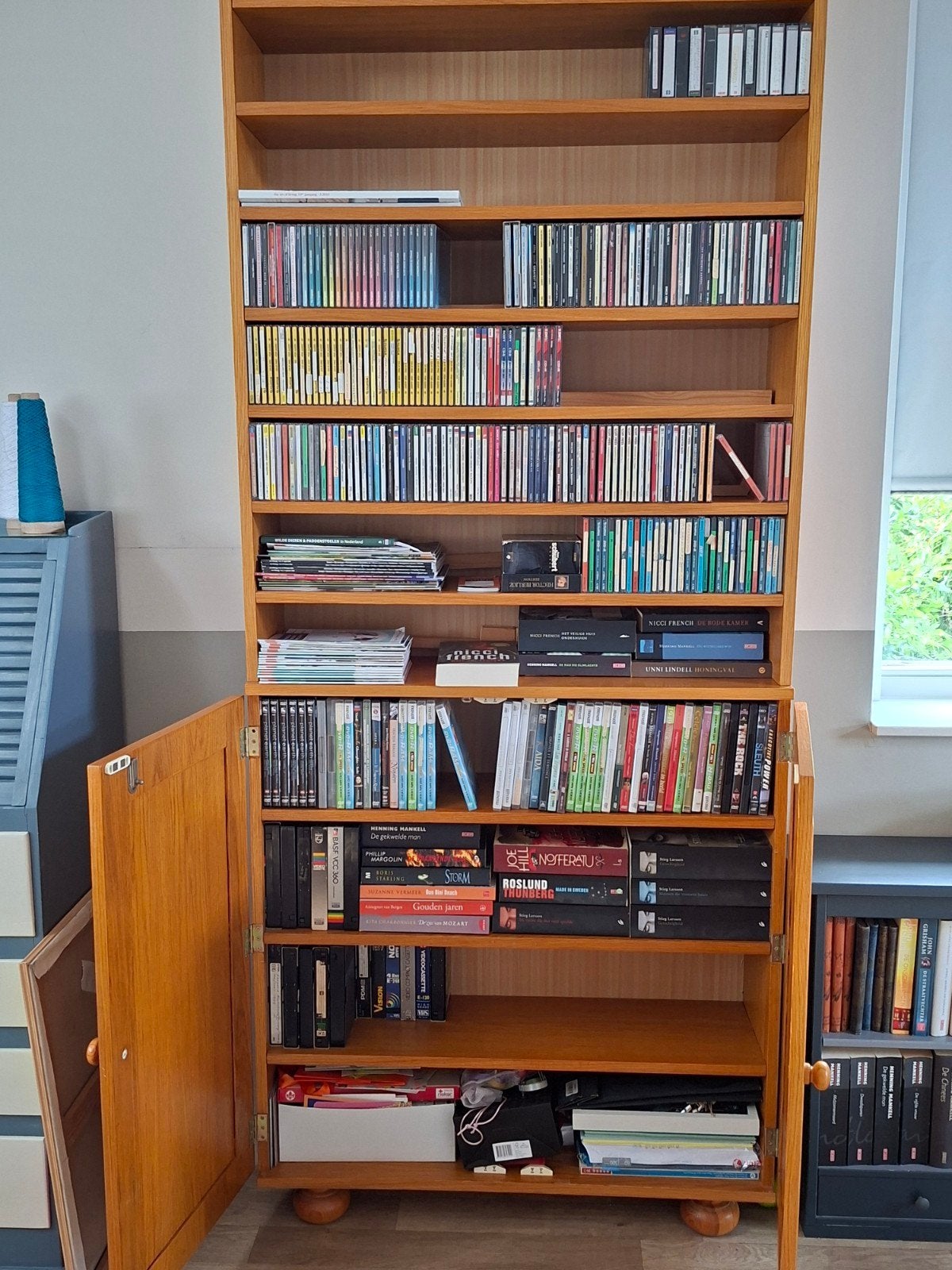 CD / DVD / BOEKENKAST, GRATIS, Ophalen, Minder dan 50 cm, 200 cm of meer, Eikenhout
