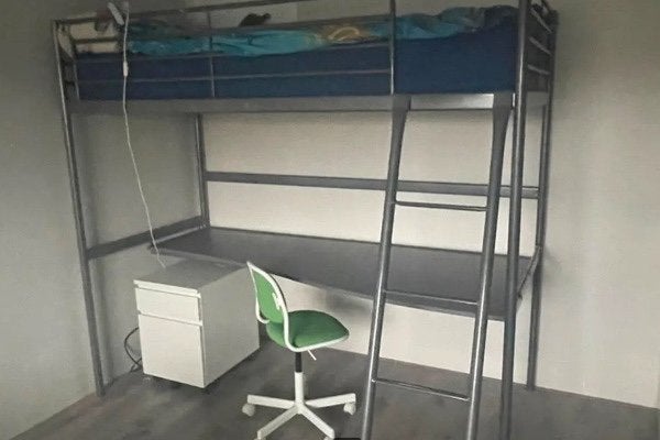 IKEA Svarta Hooglslaper met bureau, Ophalen, Gebruikt, Eenpersoons, 200 cm