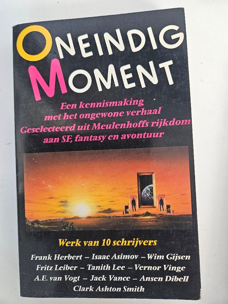 SF omnibus oneindig moment, Ophalen of Verzenden, Gelezen