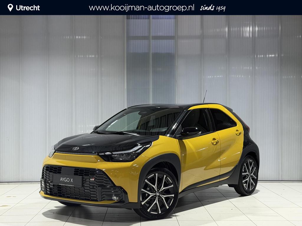 Toyota Aygo X Hybrid 115 GR Sport NIEUW MODEL | JBL-AUDIO |, Auto's, Toyota, Stof, Adaptive Cruise Control, Euro 6, Overige kleuren