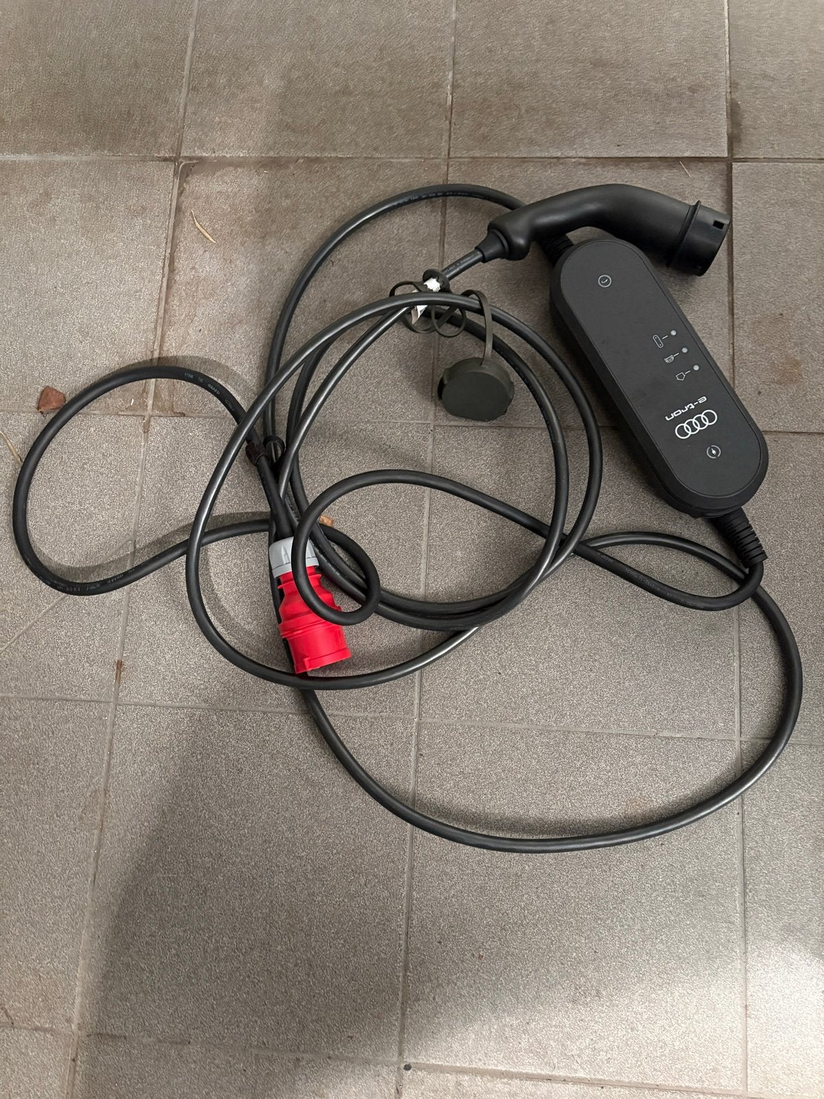 Audi e-tron Universele Oplader (IC-CPD Basis 11kW), Ophalen, Nieuw