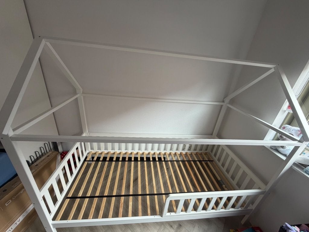 Huisbed kinderbed wit hout 90x200, Kinderen en Baby's, Ophalen, 85 tot 100 cm, Gebruikt, Lattenbodem