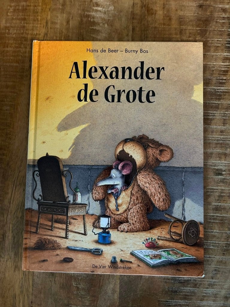 Alexander de Grote - Burny Bos - De Vier Windstreken, Ophalen of Verzenden, Gelezen, Fictie algemeen, Voorleesboek