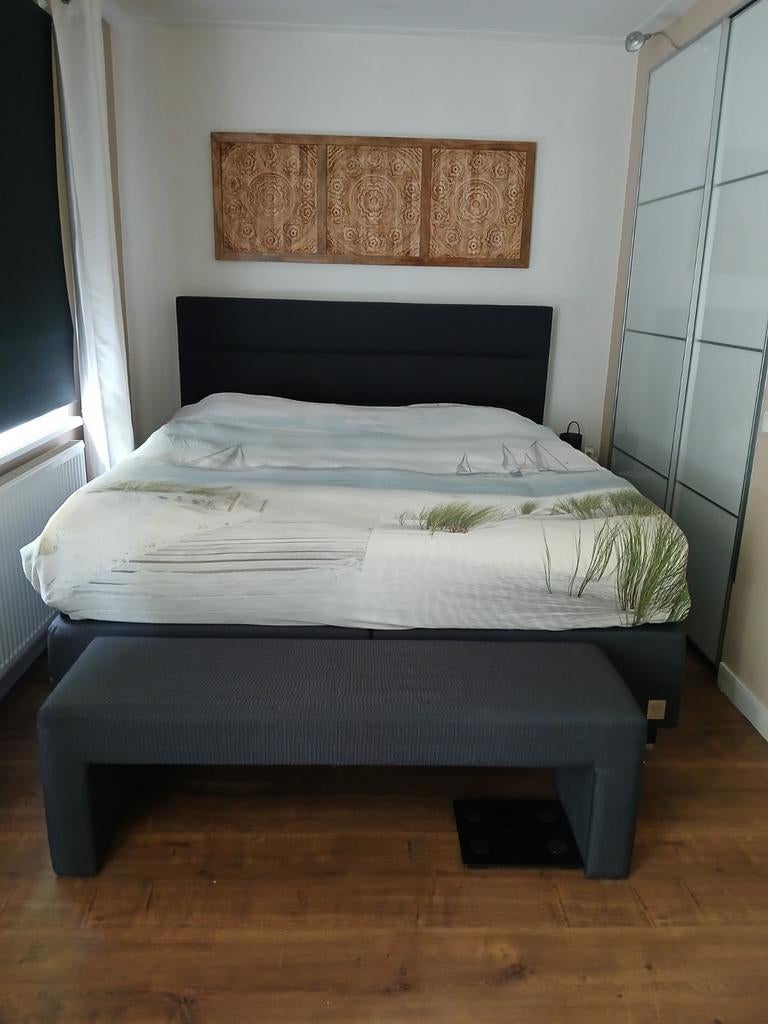 Special edition swiss sense 180x210 elektrisch op wieltjes, Huis en Inrichting, Slaapkamer | Boxsprings, Ophalen, Tweepersoons