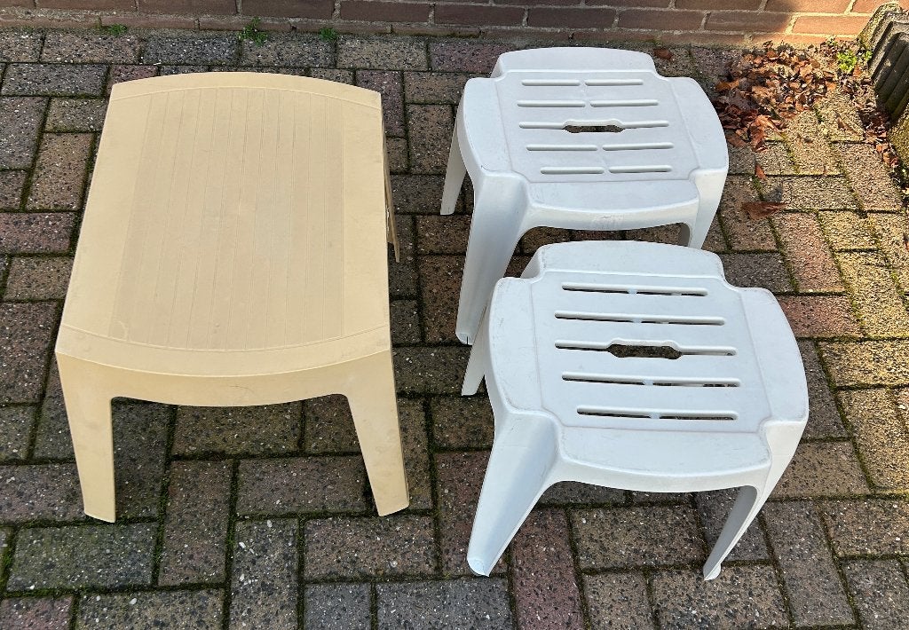 3 Hard kunststof krukjes / tafeltjes, Tuin en Terras, Ophalen, Gebruikt, Kunststof