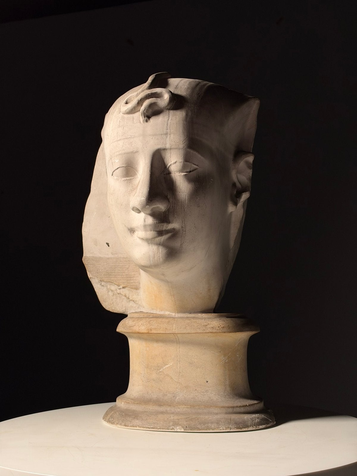 Gipsen buste van Egyptische Farao, Ophalen, Zo goed als nieuw