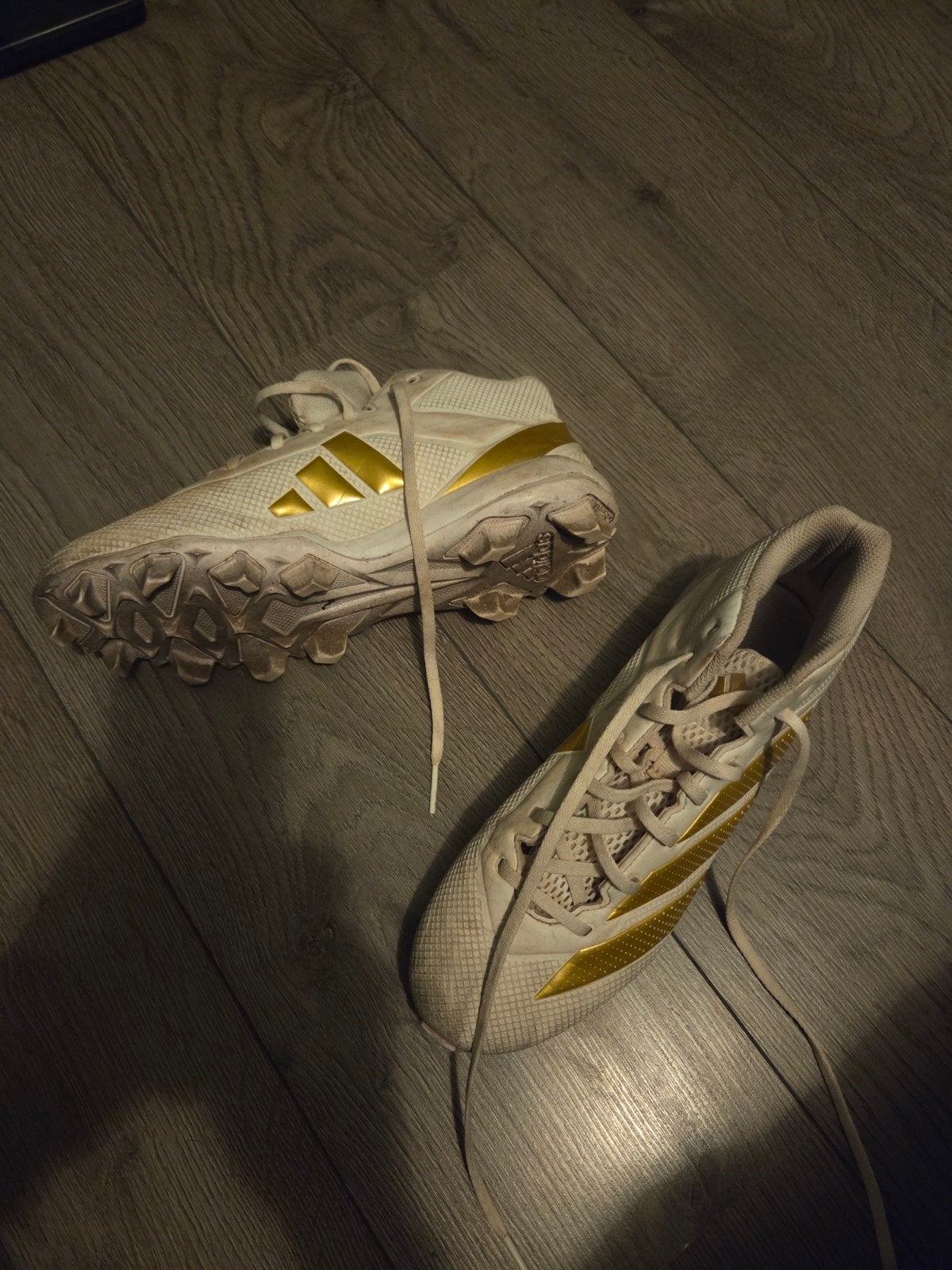adidas (kunststof) spikes, Sport en Fitness, Ophalen of Verzenden, Gebruikt, Schoenen