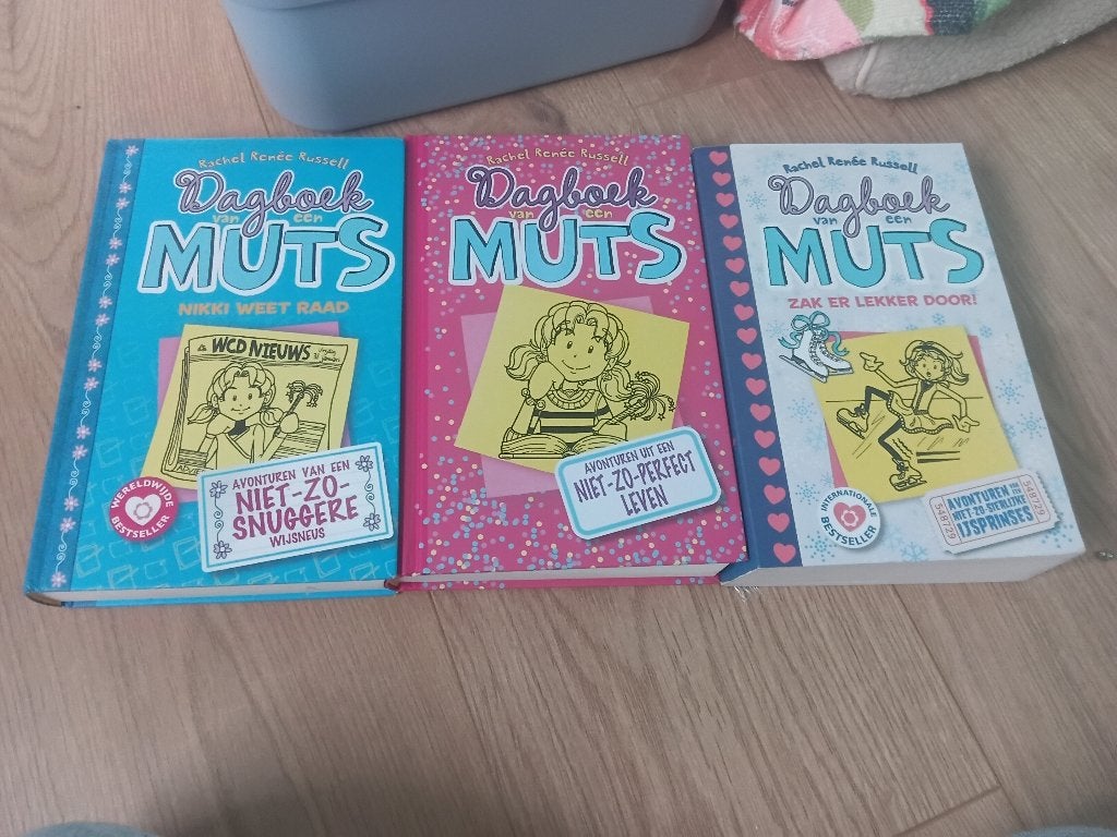 Dagboek van een muts 3 boeken!, Ophalen of Verzenden, Zo goed als nieuw