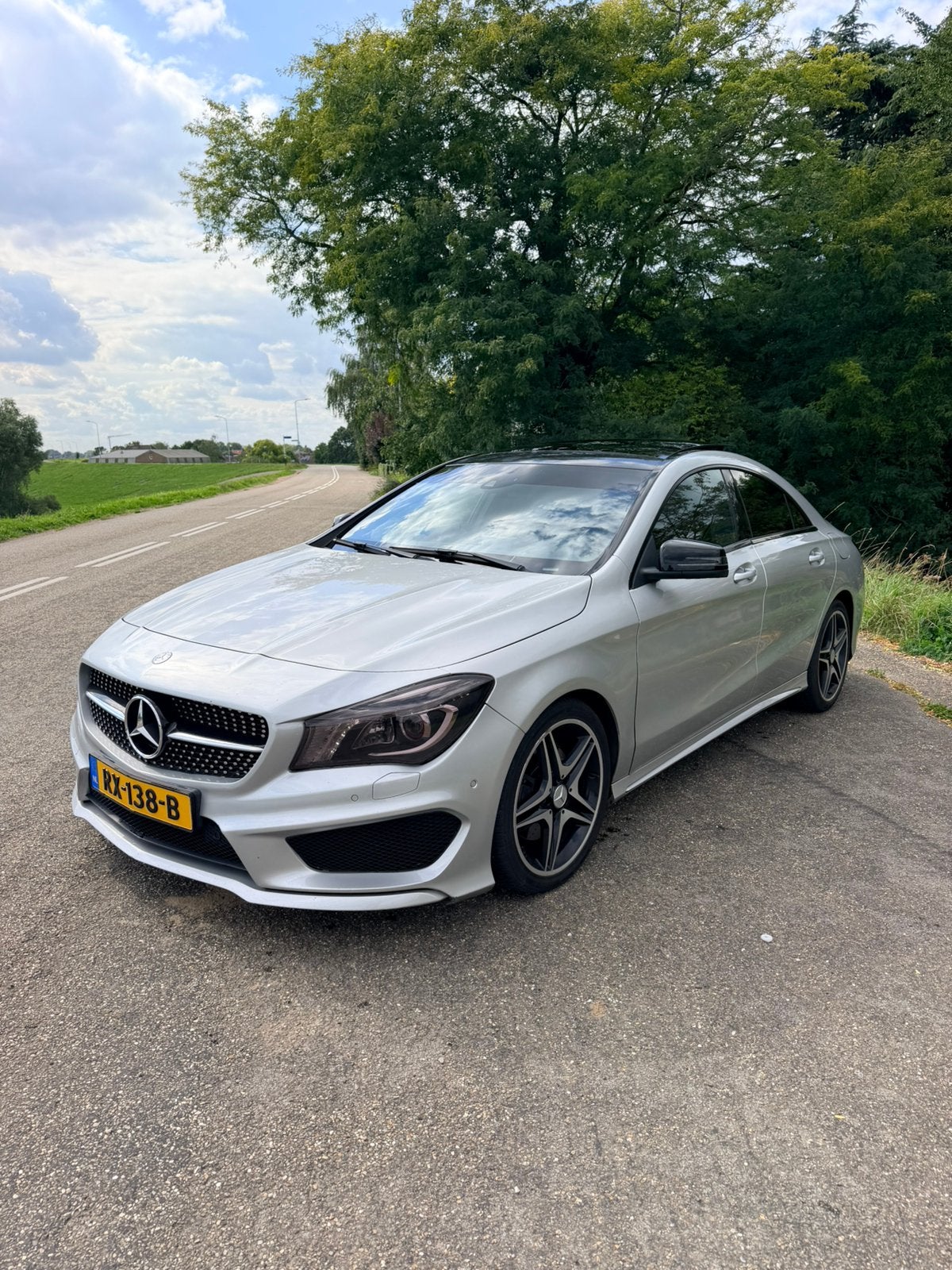 Mercedes CLA 250AMG Edition 1 2.0 155KW 7G-DCT 2013 Grijs, CLA, 1380 kg, 4 cilinders, 715 kg