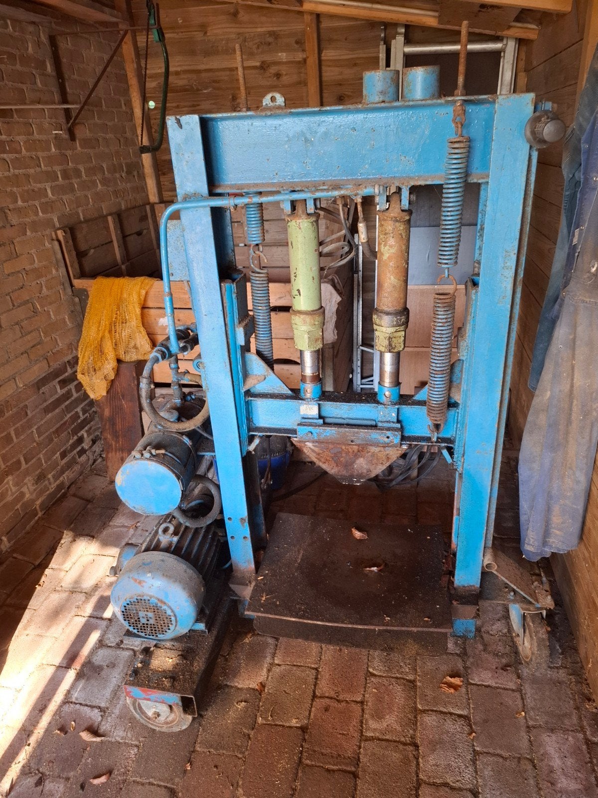 Robuuste VEPO hydraulische houtklover, Ophalen