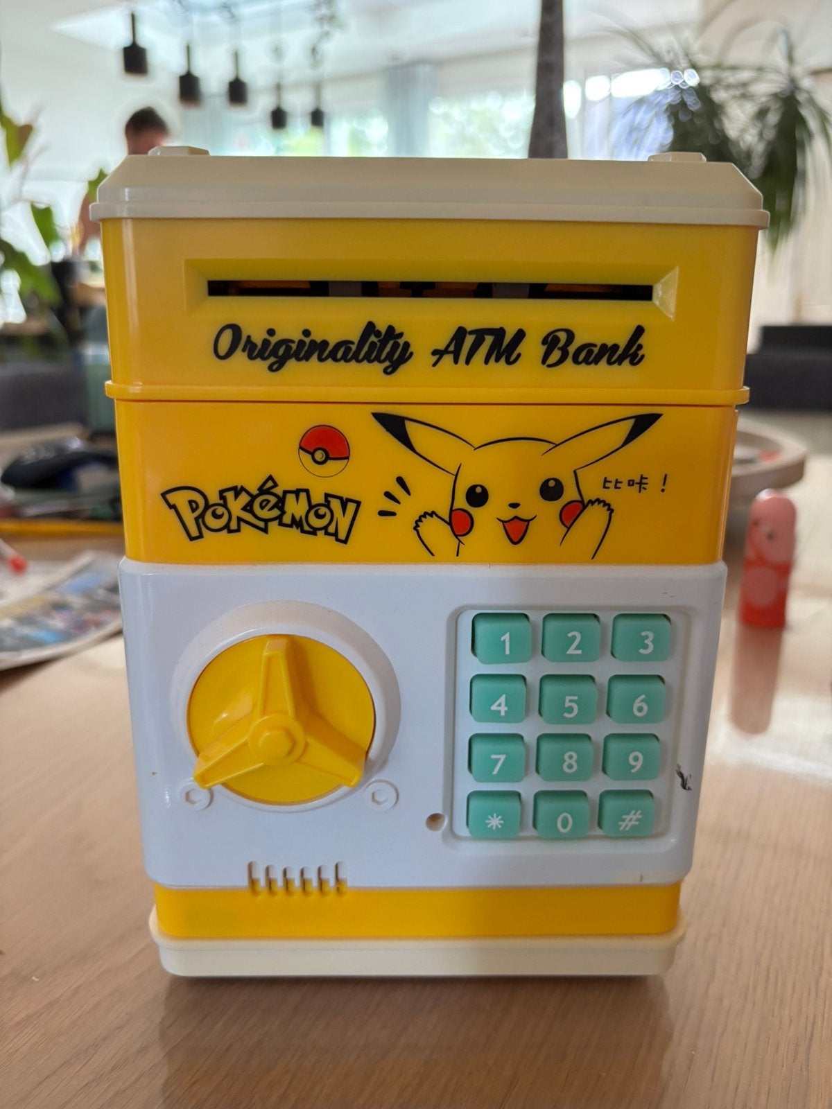 Pikachu elektrische spaarpot met code, Verzamelen, Ophalen of Verzenden, Zo goed als nieuw, Kunststof