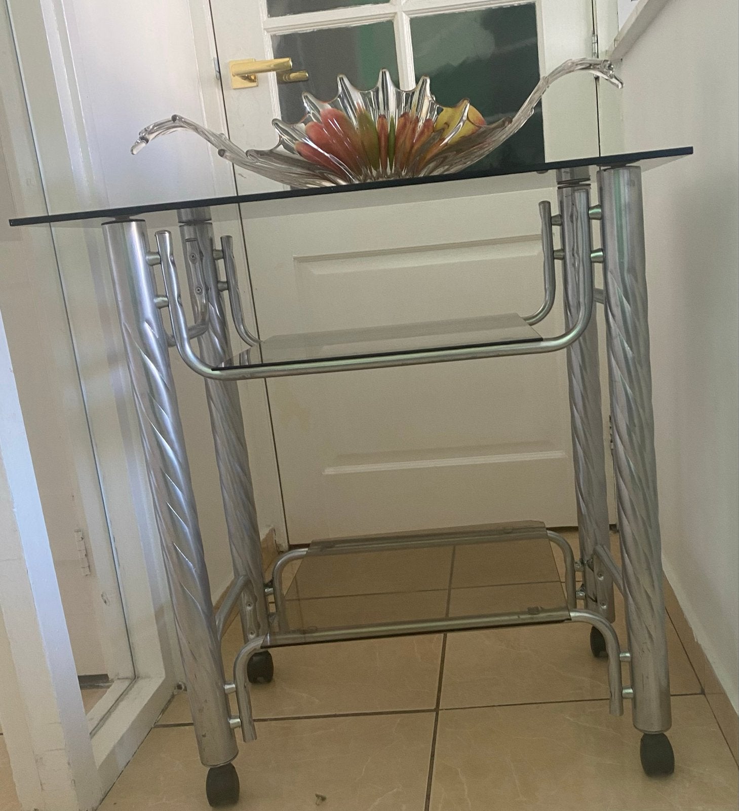 Moderne Theewagen met Glas en Metaal, Ophalen, Minder dan 50 cm, Gebruikt, Tot twee personen
