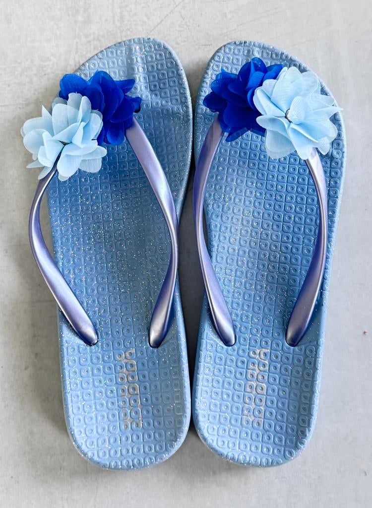Zebra slippers maat 37, Ophalen of Verzenden, Zo goed als nieuw, Meisje, Overige typen
