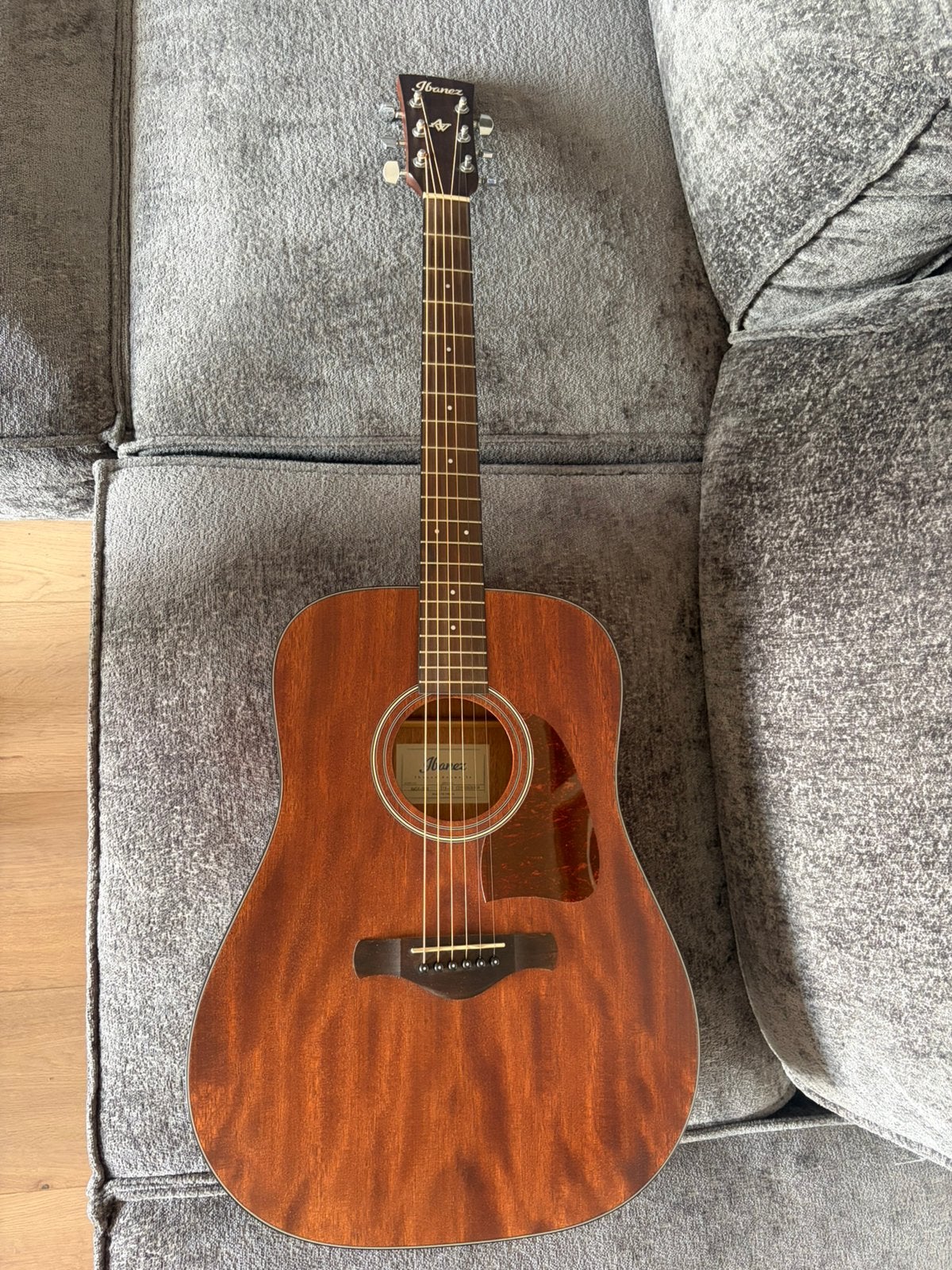 Ibanez AW54 OPN, Muziek en Instrumenten, Ophalen, Zo goed als nieuw, Western- of Steelstringgitaar