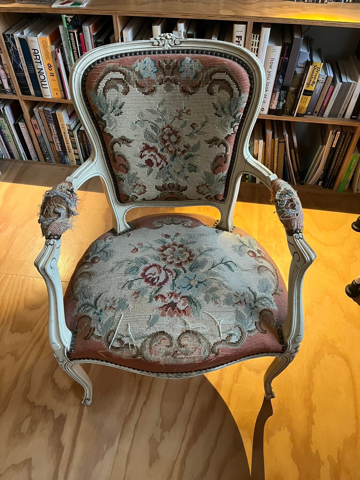 3 Louis xv stoelen (opknappers), Ophalen