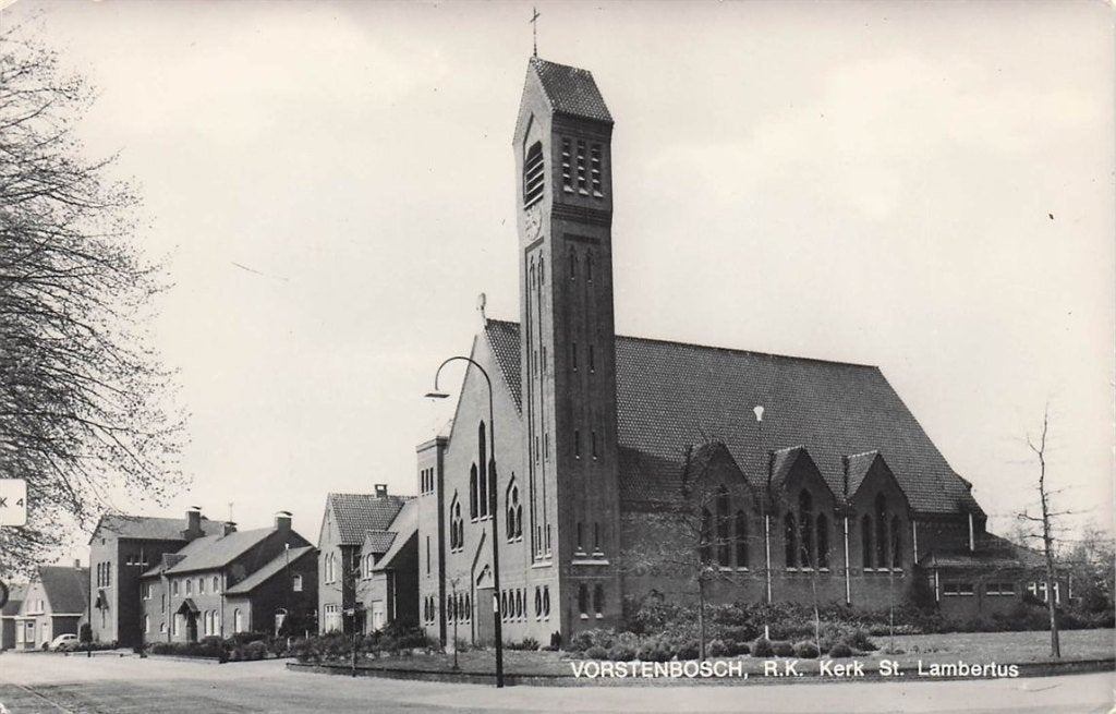 703-365-045 Vorstenbosch R K Kerk St Lambertus, Ophalen of Verzenden, Voor 1920, Noord-Brabant