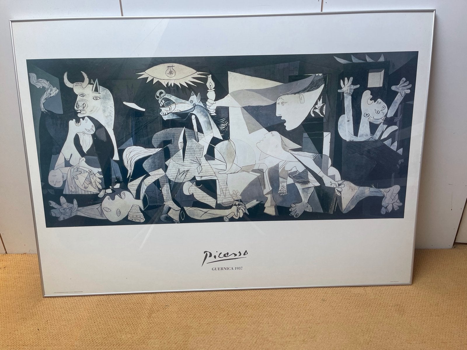 Ingelijste Picasso Guernica print - 130x90 cm, Antiek en Kunst, Kunst | Schilderijen | Modern, Figuren, Papier/karton, Achter glas