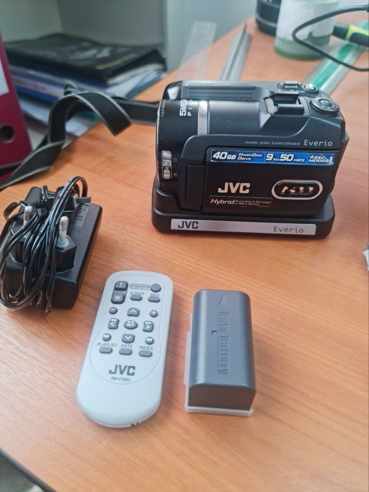 JVC Harddisk Camcorder GZ-MG575E met accessoires, Harde schijf, JVC, 20x of meer, Ophalen of Verzenden
