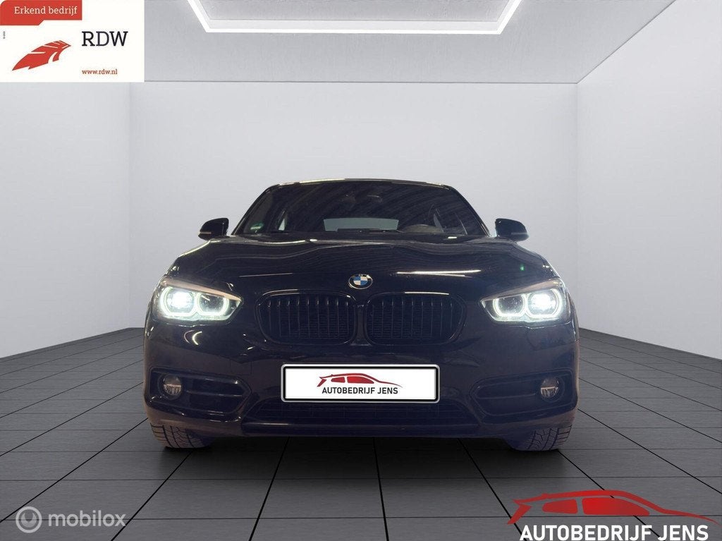 BMW 1-serie 116i High Executive, Auto's, BMW, 1-Serie, Achterwielaandrijving, Euro 6, Automatische klimaatregeling