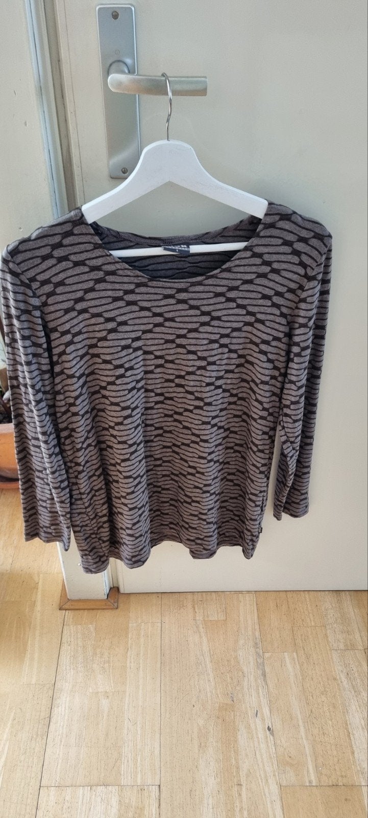 Klok sweater, Kleding | Dames, Ophalen of Verzenden, Zo goed als nieuw, Lange mouw, Maat 42/44 (L)