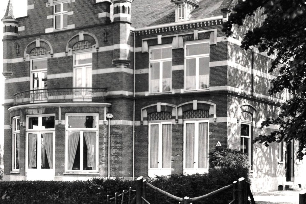 969217	Vught	1954 N Br Jeugdherberg	De Mijlpaal	 	Gelopen, Verzamelen, Ophalen of Verzenden, 1940 tot 1960, Gelopen, Noord-Brabant