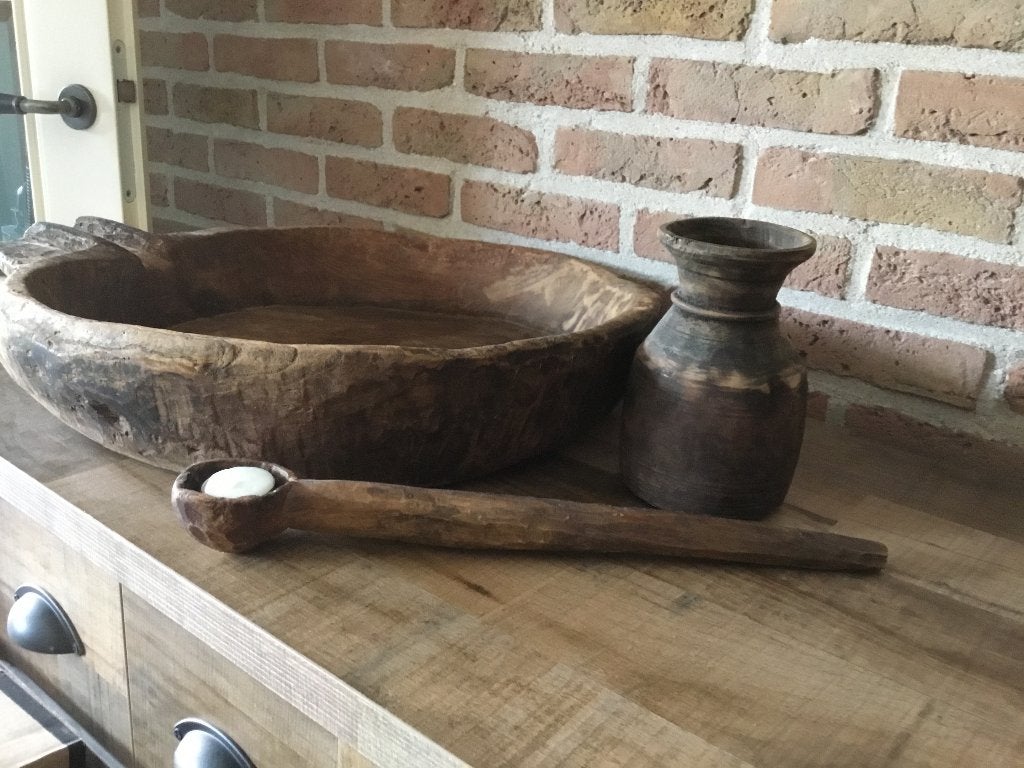 Grote zware oude houten nepalese olijfbak schaal sober stoer, Gebruikt, Schaal, Rond, Ophalen of Verzenden