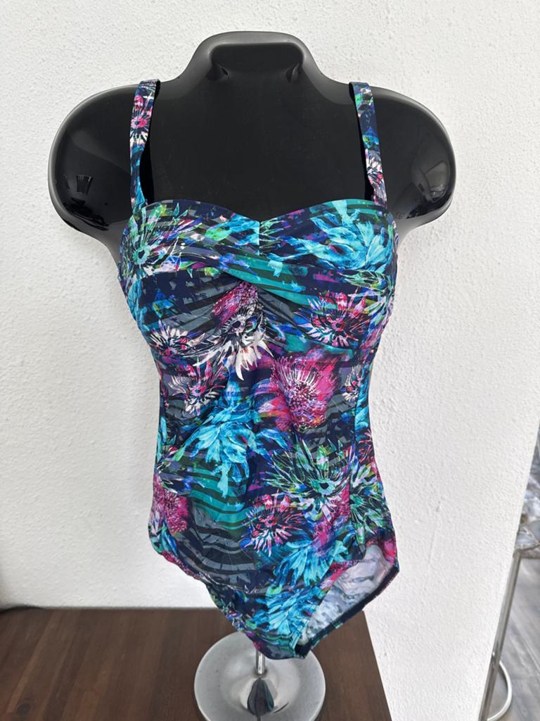 Mila badpak maat 38 (valt als 36) met afneembare bandjes, Kleding | Dames, Badmode en Zwemkleding, Verzenden, Zo goed als nieuw