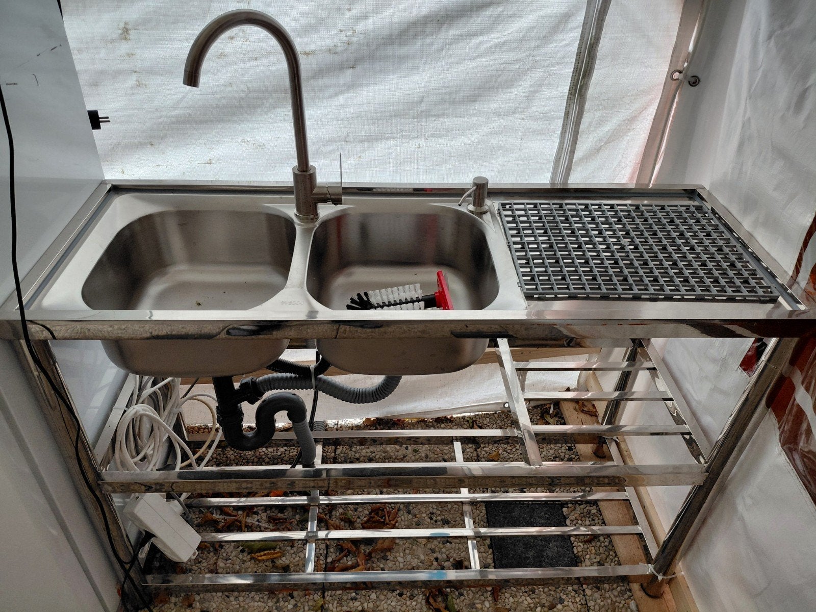spoelbak wasbak  wastafel, Ophalen, Zo goed als nieuw, Campingstoel