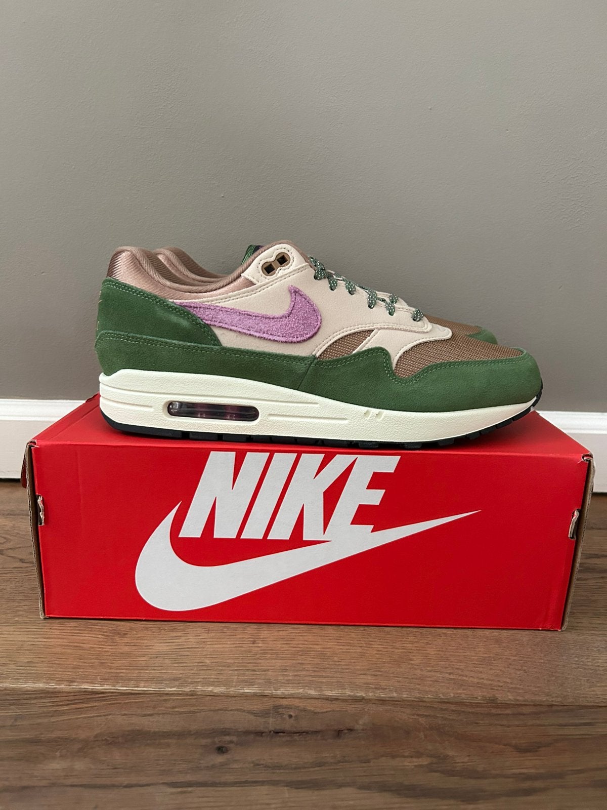 Nike Air Max 1 Treeline 44,5 (deadstock), Kleding | Heren, Overige kleuren, Nieuw, Ophalen of Verzenden, Sneakers of Gympen