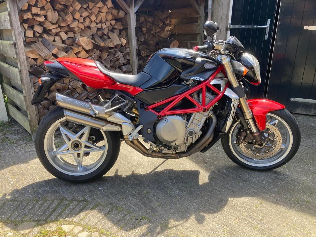 MV Agusta 910 BRUTALE, Motoren, 910 cc, Occasion, 4 cilinders, Motorrijbewijs A