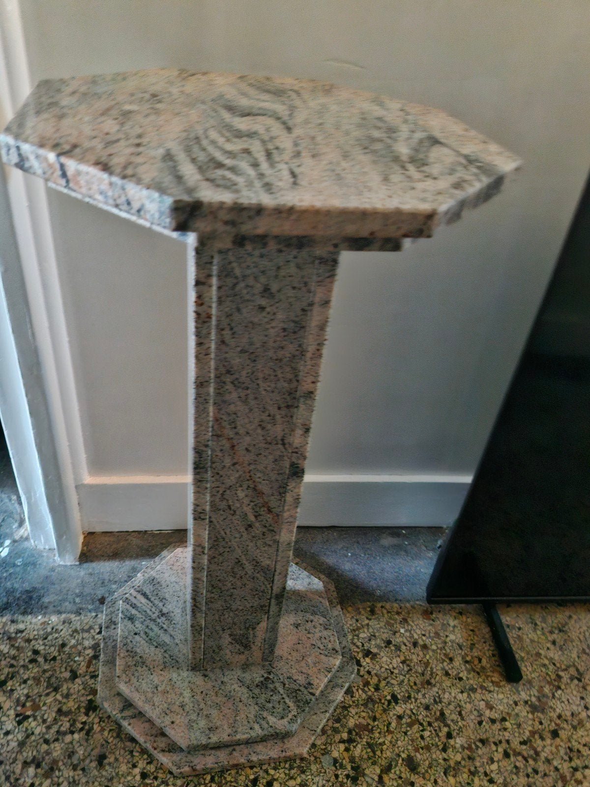 Granieten zuil/sokkel - Zeshoekig design, Ophalen of Verzenden, Gebruikt