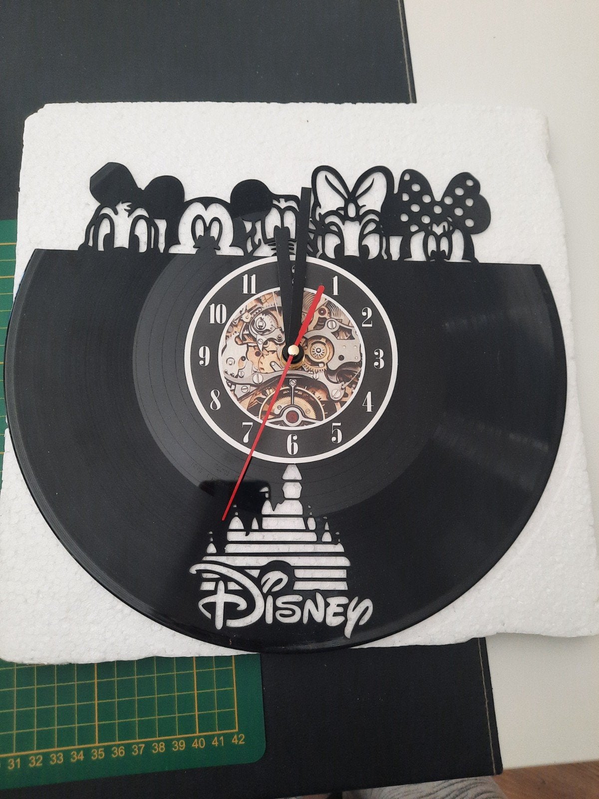 Disney klok gemaakt van een LP, Ophalen of Verzenden, Overige figuren, Nieuw