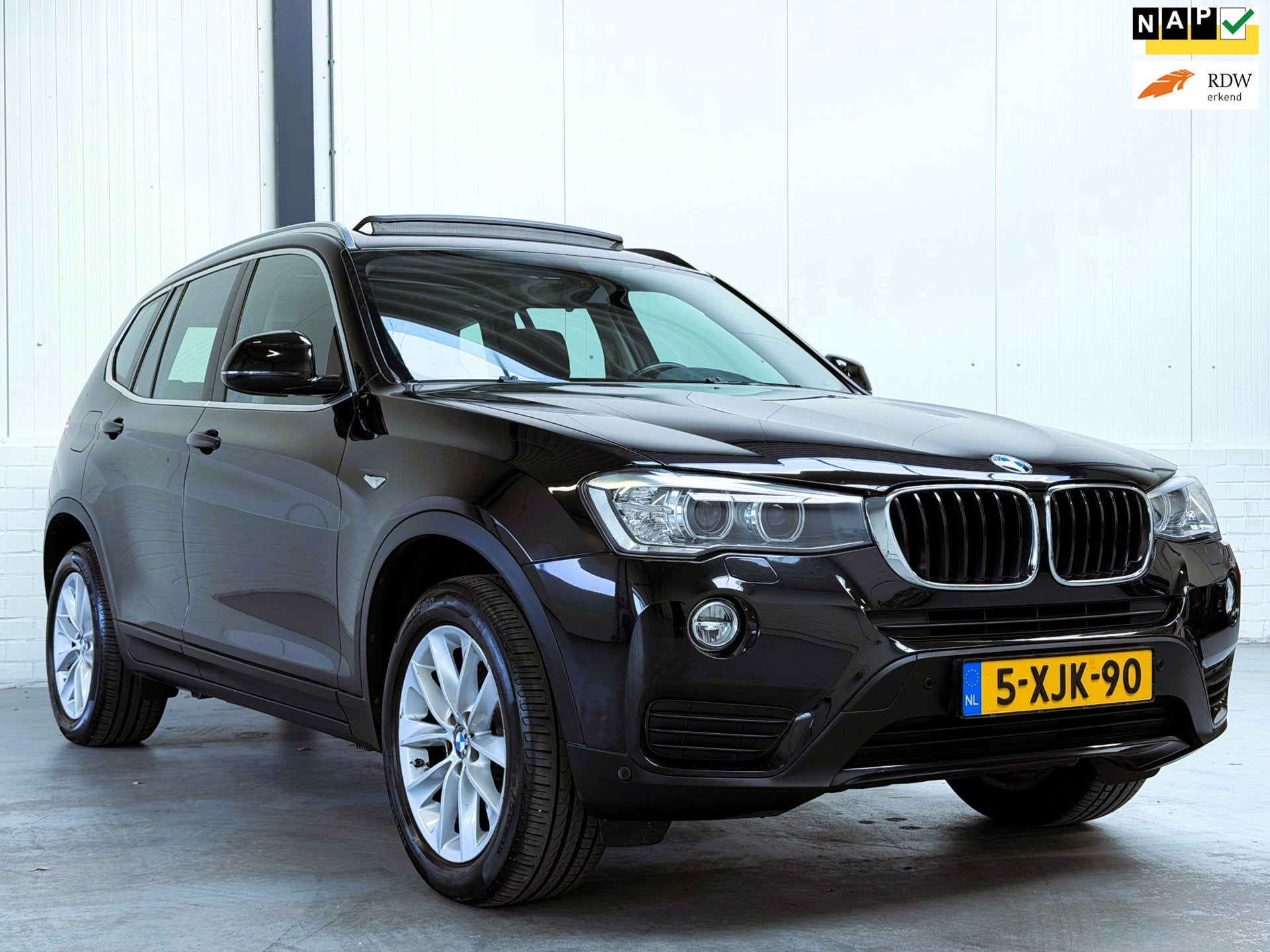 BMW X3 XDrive20i Executive|Pano|Dealer O.H., Auto's, Automaat, Dealer onderhouden, Stof, Gebruikt