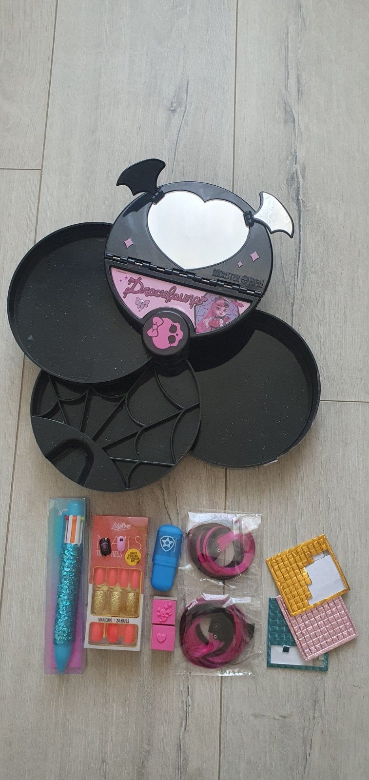 Monster High make-up set met accessoires, Ophalen of Verzenden, Gebruikt, Meisje