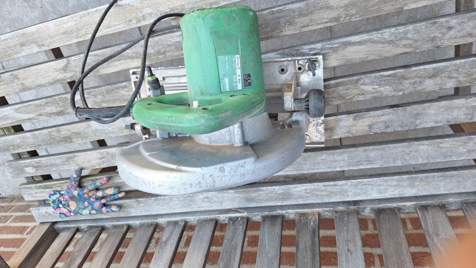 Hitachi handcirkel zaag c9u, Doe-het-zelf en Verbouw, Gereedschap | Zaagmachines, Ophalen, Gebruikt