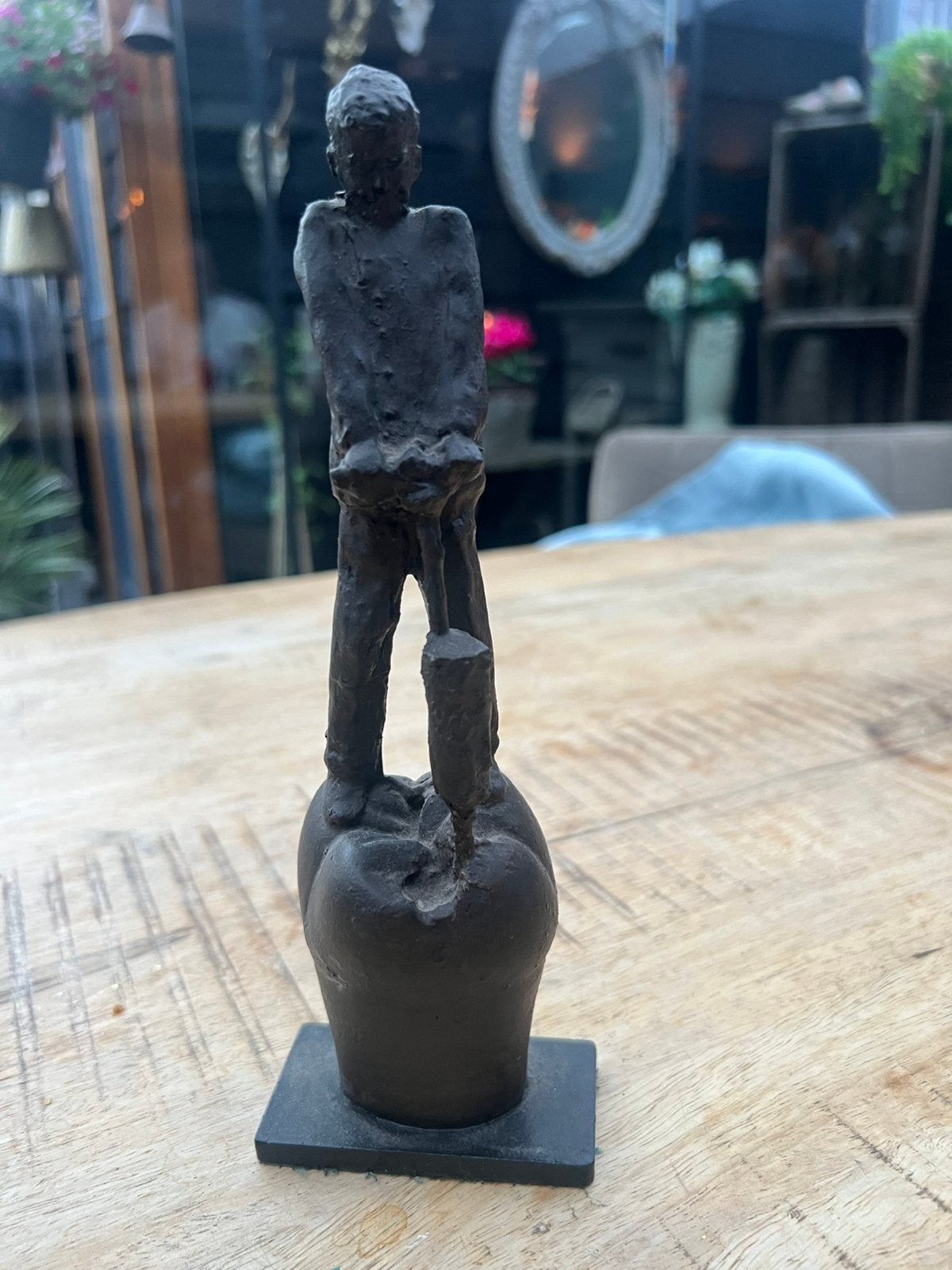 Beeldje, Ophalen