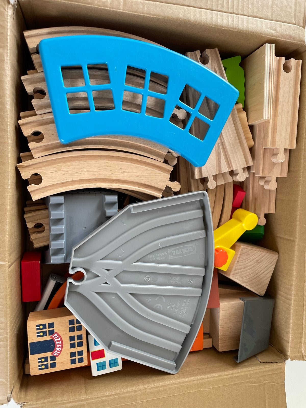 Grote houten treinbaan set met treinen en accessoires, Kinderen en Baby's, Speelgoed | Houten speelgoed, Ophalen of Verzenden
