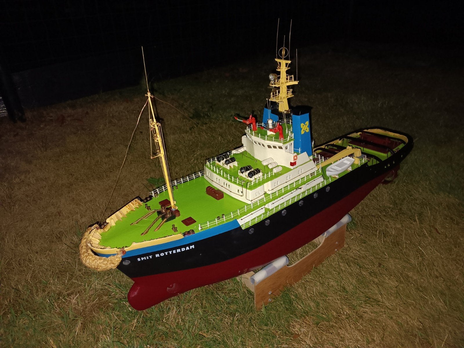 Prachtig Smit Rotterdam sleepboot, rc varend, Ophalen