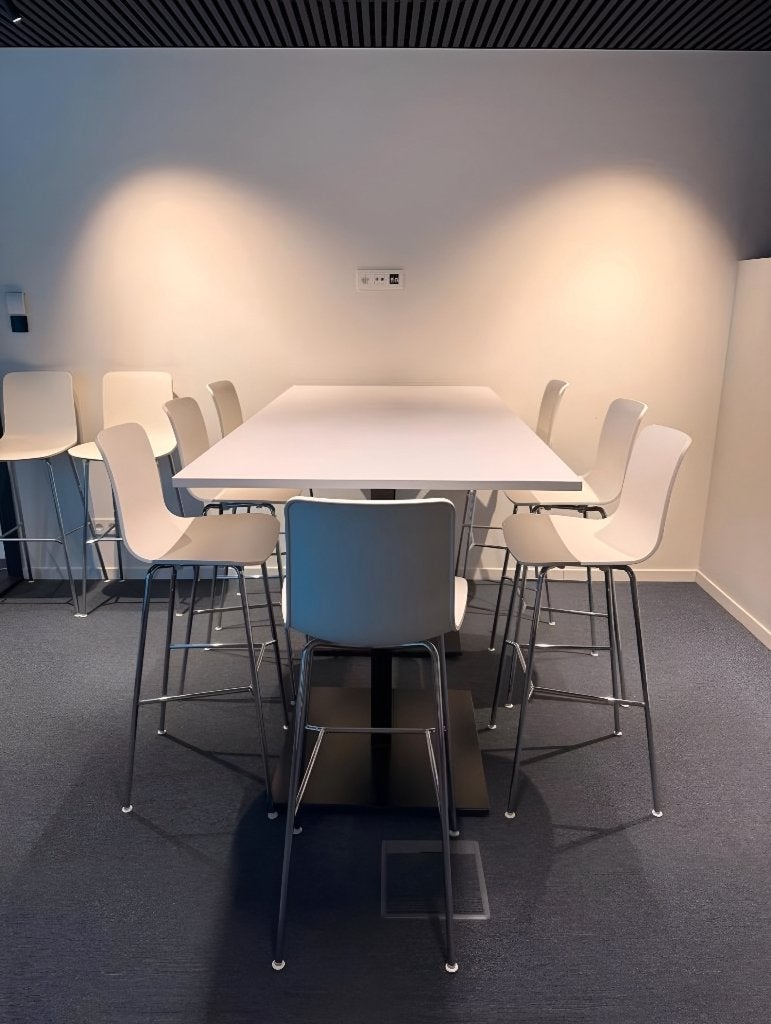 Vitra HAL RE Stoel High - 9 stuks - Jasper Morrison, Huis en Inrichting, Kunststof, Flos leolux italia montis Knoll cor ligne Cassina sede artifort