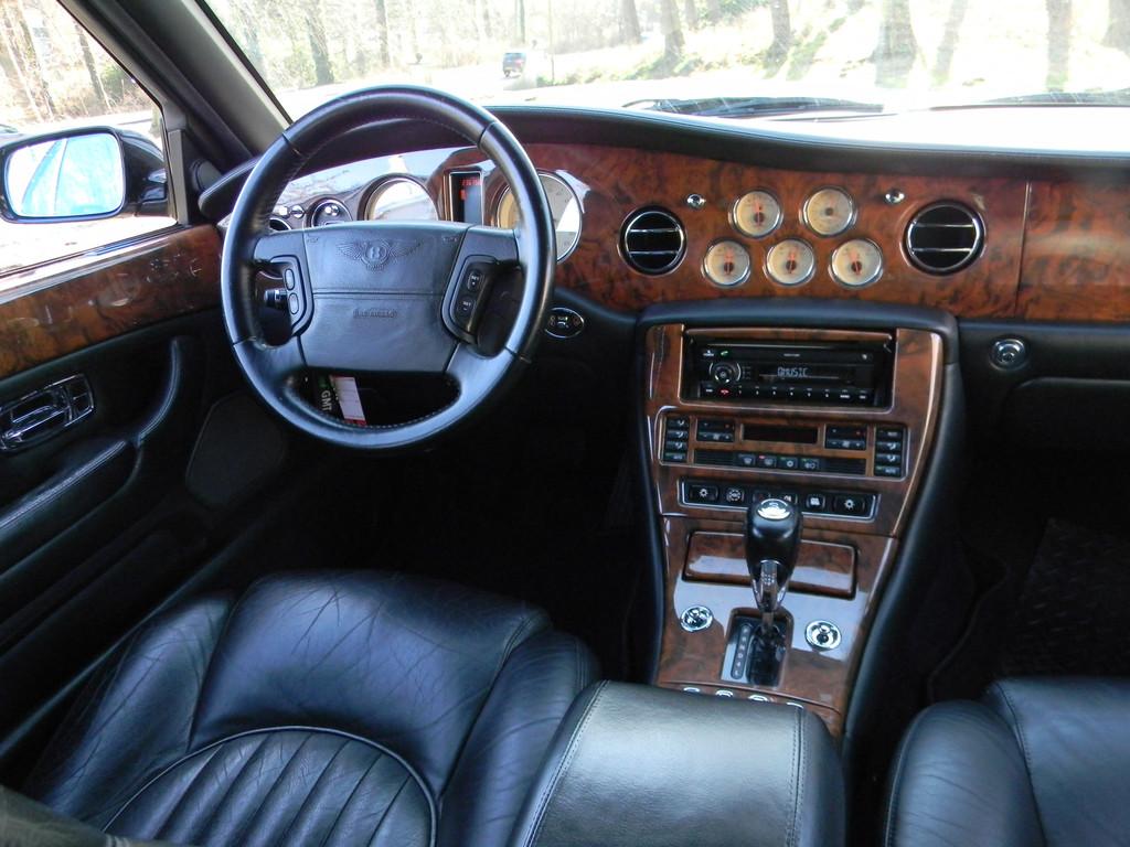 Bentley Arnage 4.4 V8 BMW MOTOR ! GREEN LABEL (bj 1998), Automaat, Achterwielaandrijving, 4 stoelen, Zwart