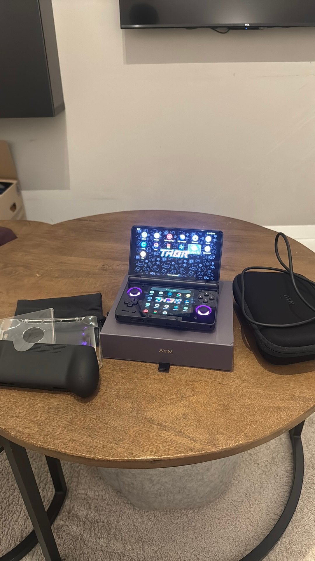AYN Thor Base 128GB, Spelcomputers en Games, Spelcomputers | Nintendo 2DS en 3DS, Zwart, Nieuw, Ophalen of Verzenden, 3DS