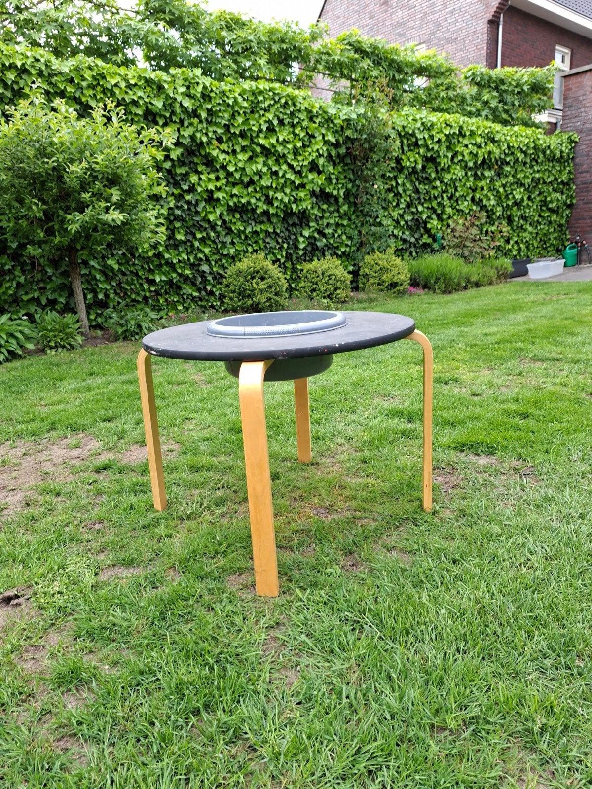 Zand- en/of watertafel voor kinderen, Ophalen