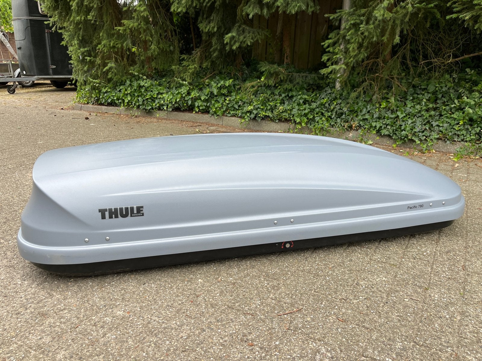 Dakkoffer Thule Pacific L 780 (420liter), Ophalen, Zo goed als nieuw