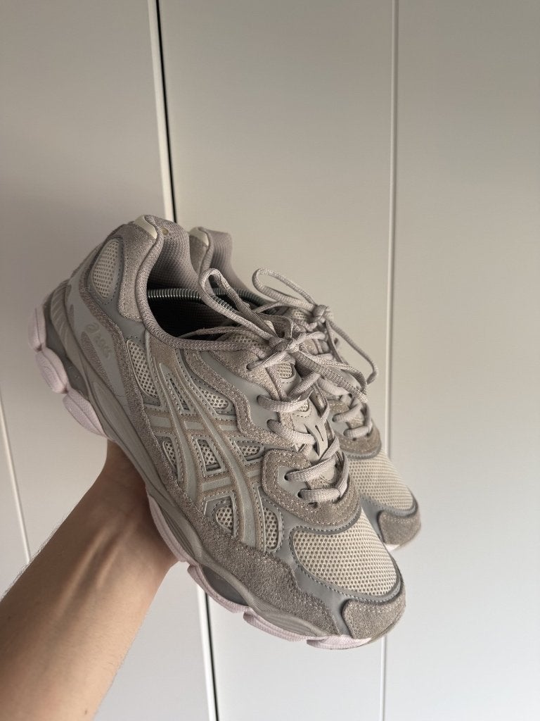 Asics Gel-NYC – Lichtblauw/Grijs – Maat 43, Kleding | Heren, EU, Blauw, Ophalen of Verzenden, Gedragen