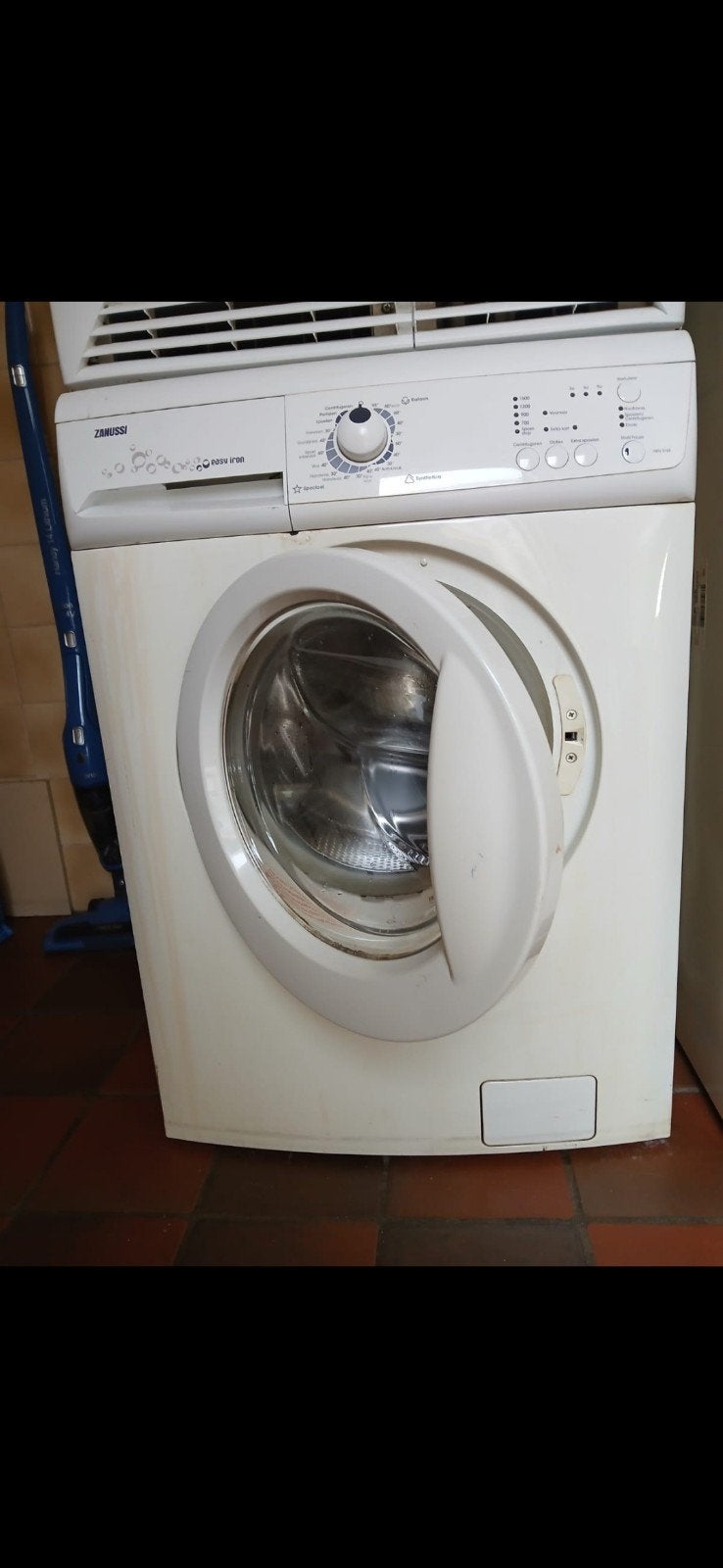 zanusi wasmachine, Witgoed en Apparatuur, Ophalen, 1200 tot 1600 toeren, Gebruikt, 8 tot 10 kg