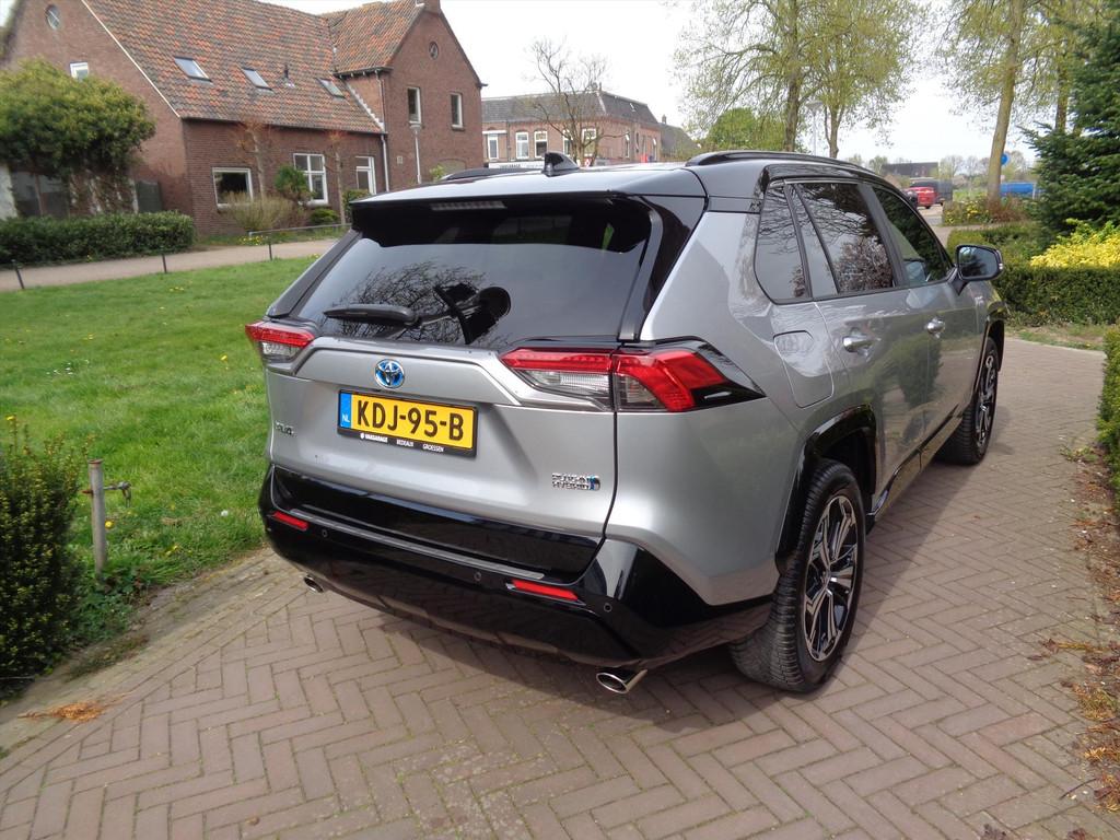 TOYOTA RAV4 2.5 Plug-in Hybrid 306pk CVT AWD Bi-Tone Plus bi, Automaat, 12 maanden, Gebruikt, 4 cilinders